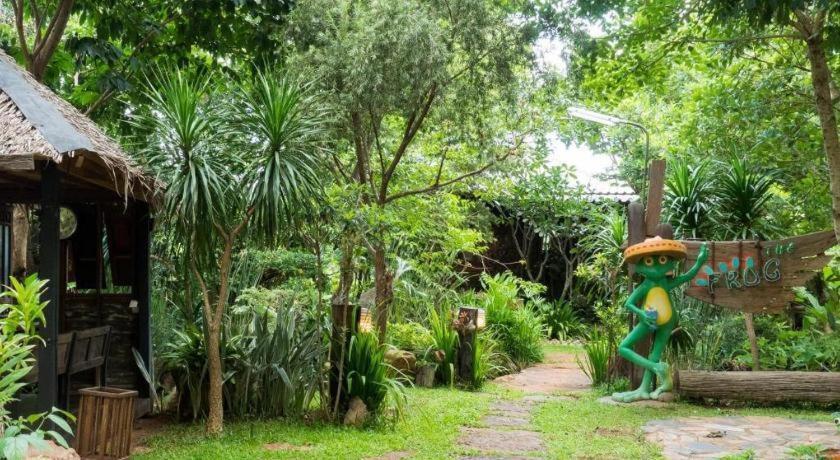 The Frog Khao Yai Resort Му-Си Экстерьер фото